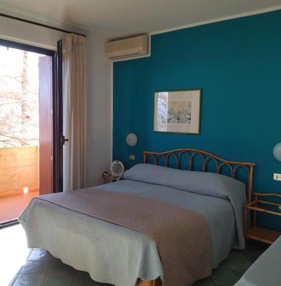 Отель Albergo Il Biancospino