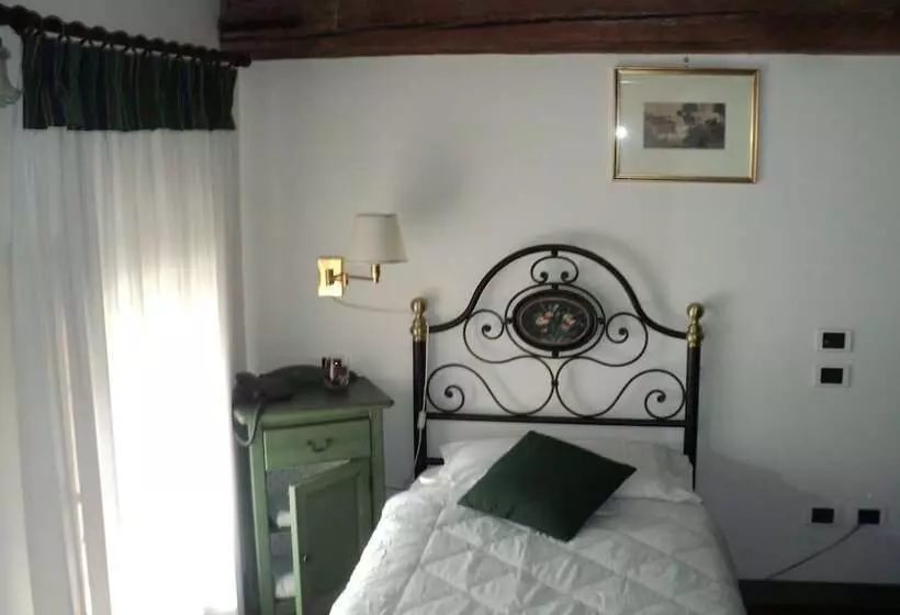 ホテル Albergo La Bersagliera