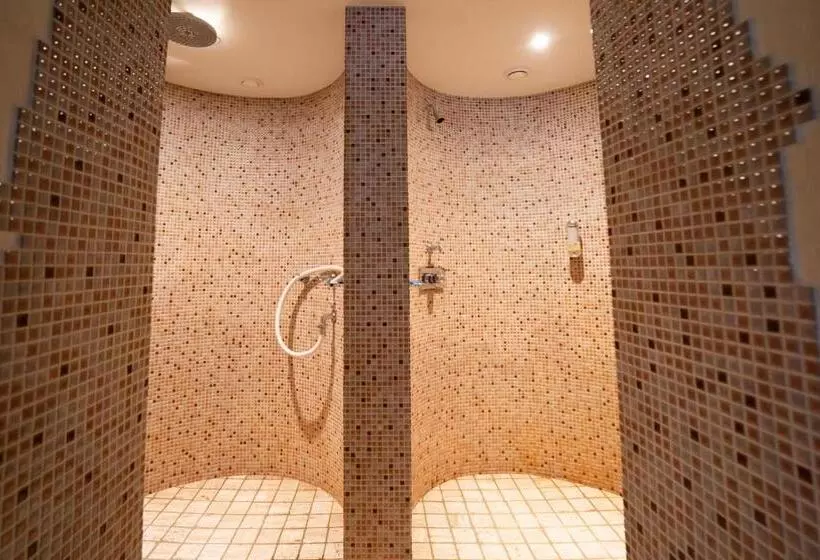 Hotelli Alpengasthof Löwen