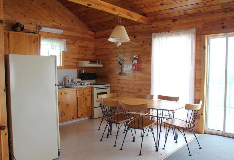 هتل Chalets Grand Pre Cottages