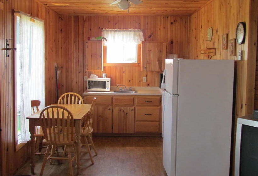 هتل Chalets Grand Pre Cottages