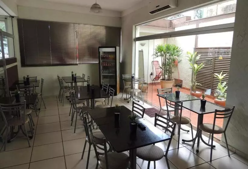 ホテル & Hostel San José