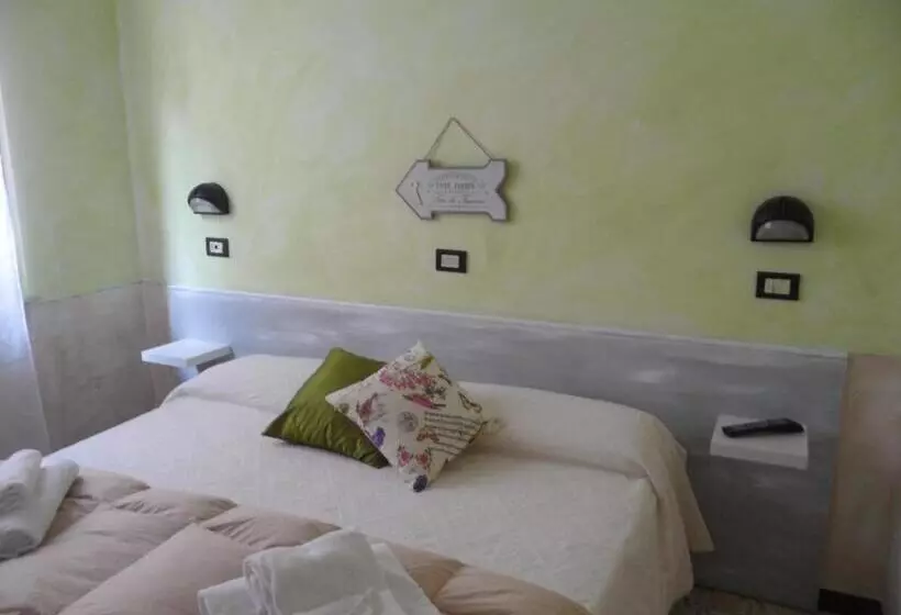 ホテル L Antico Borgo Elena Noli