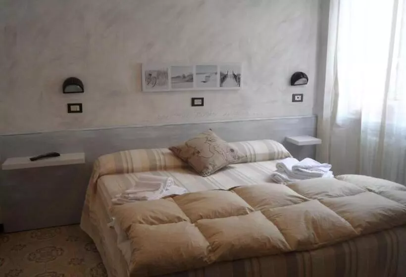 ホテル L Antico Borgo Elena Noli