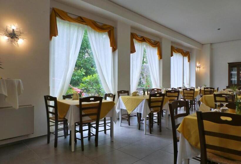 Отель La Congiura Dei Baroni