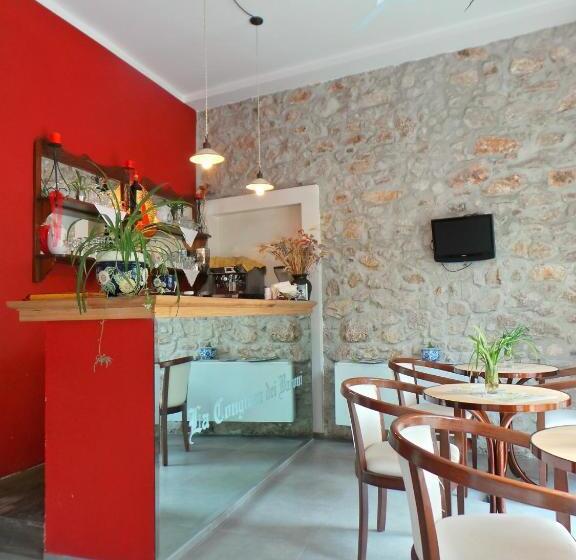 Отель La Congiura Dei Baroni