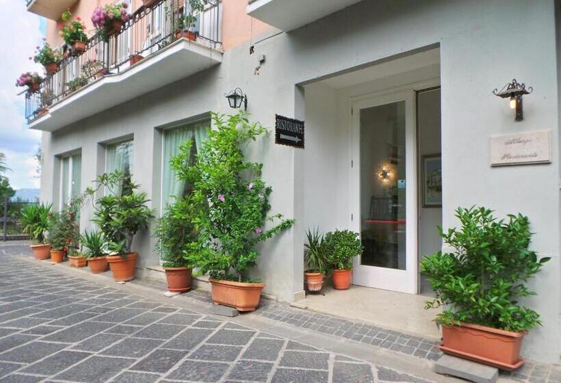 Отель La Congiura Dei Baroni