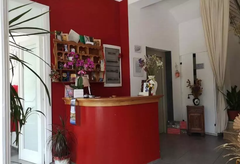 Hotelli La Congiura Dei Baroni