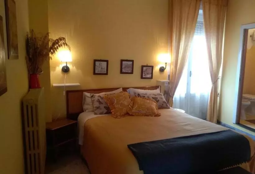 Hotelli La Congiura Dei Baroni