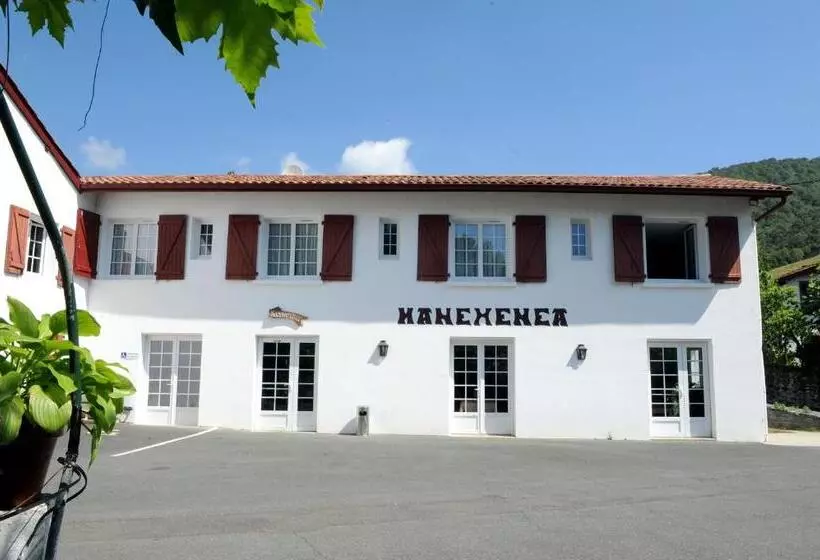 Hotelli Manexenea