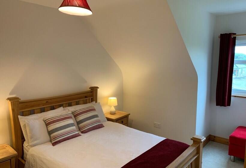 Racecourse Lodge Apartment