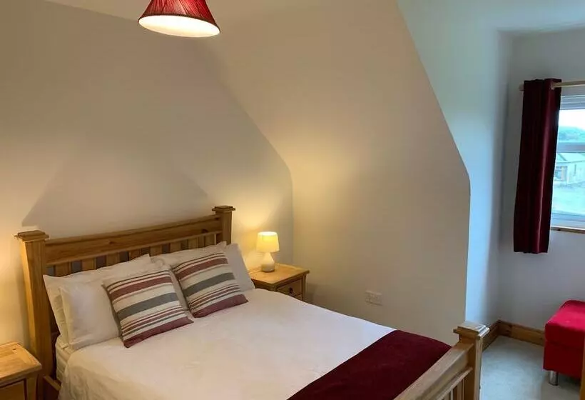 Racecourse Lodge Apartment