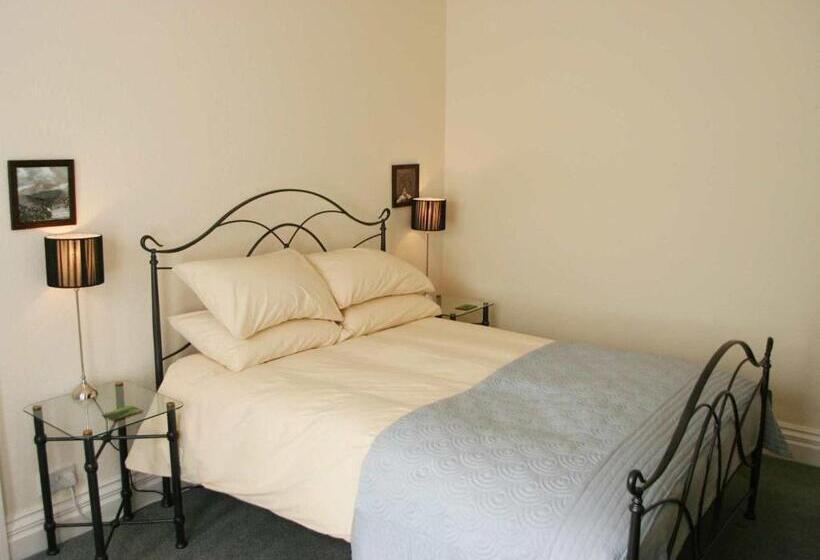 مبيت وإفطار Big Sky Guest House  Only