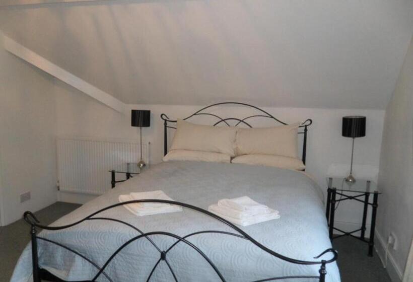 مبيت وإفطار Big Sky Guest House  Only