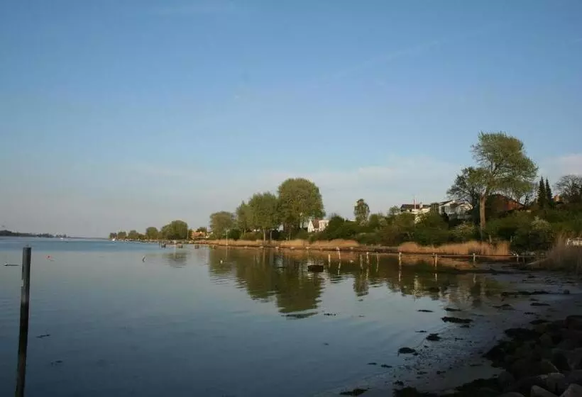 ベッドアンドブレックファースト Bnb Thuroe