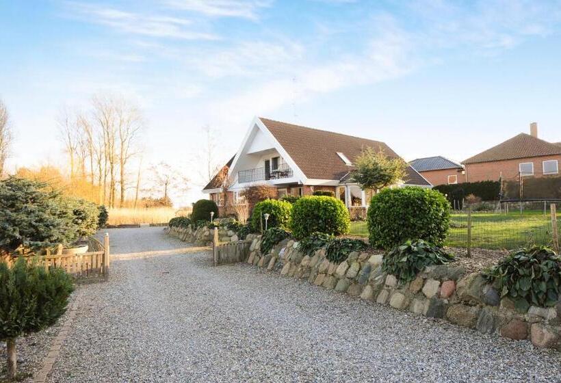 Bed And Breakfast Hasseloe