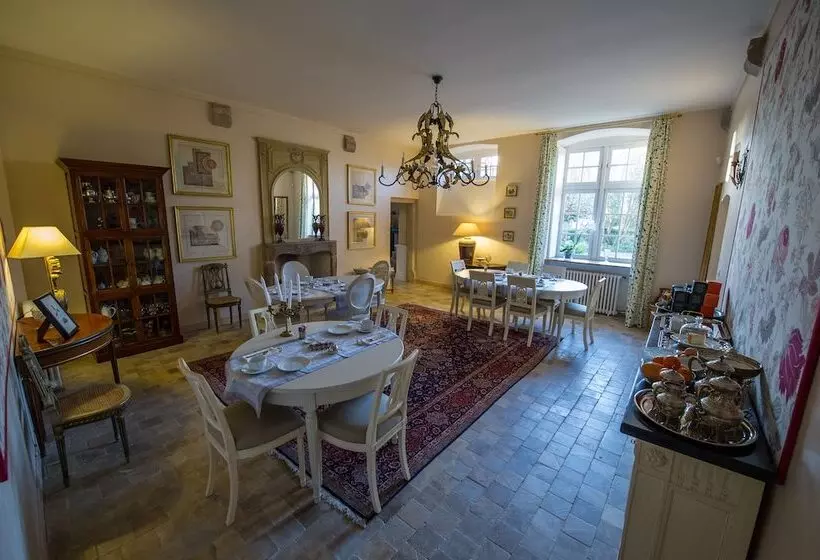 Aamiaismajoitus (B&B) Le Manoir De La Fieffe