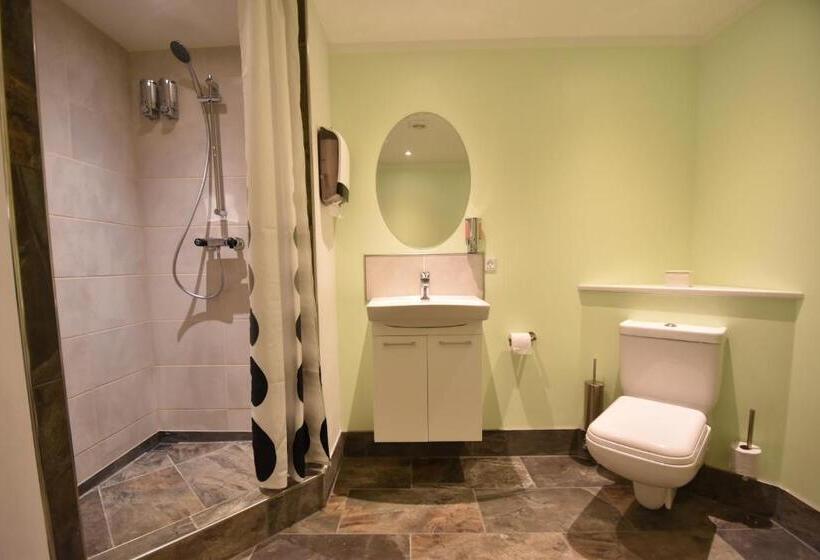 ベッドアンドブレックファースト Sunset Bed & No Breakfast