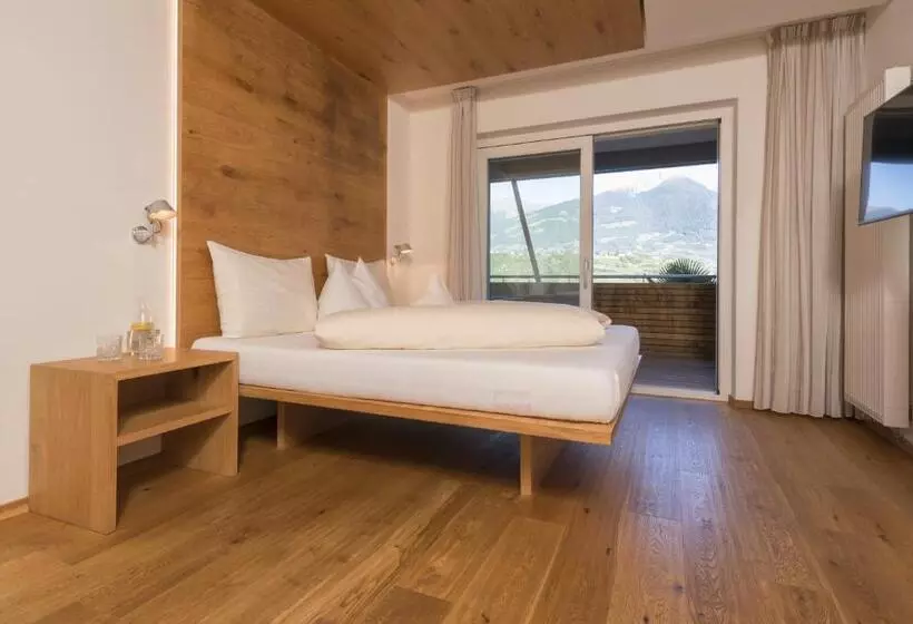 Bio & Wellnesshotel Pazeider   Healing Garden Above Meran