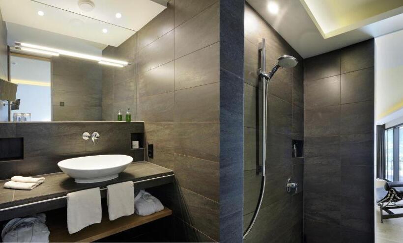 Bio & Wellnesshotel Pazeider Healing Garden Above Meran