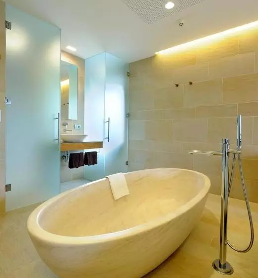 Bio & Wellnesshotel Pazeider   Healing Garden Above Meran