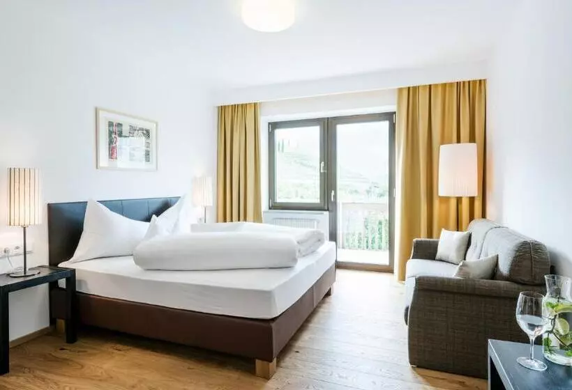 Bio & Wellnesshotel Pazeider   Healing Garden Above Meran