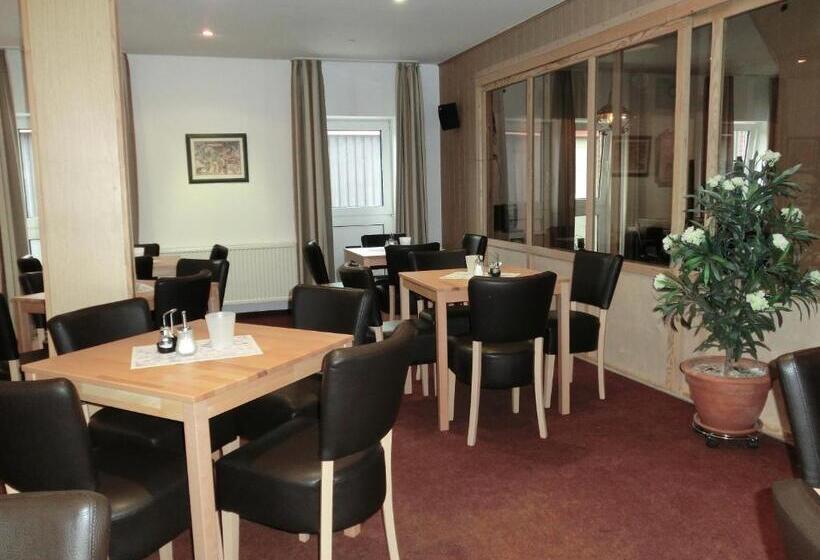 Отель Am Kleinbahnhof