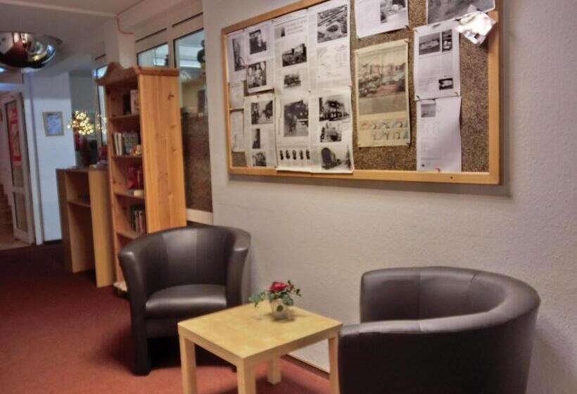 Отель Am Kleinbahnhof