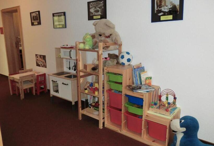 Отель Am Kleinbahnhof