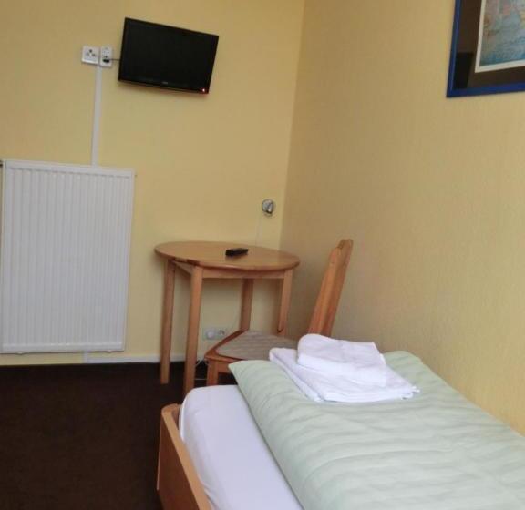 Отель Am Kleinbahnhof