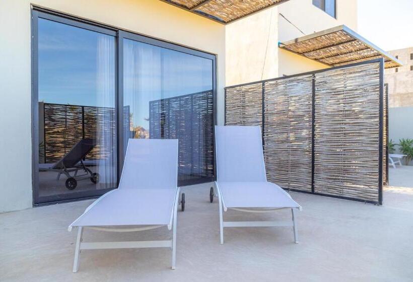 ホテル Cerritos Surf Town Beach Front Property