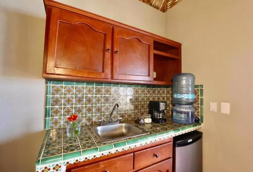 Hotelli Cerritos Surf Town   Beach Front Property