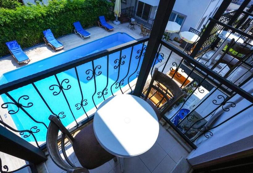 فندق Four Seasons Apart