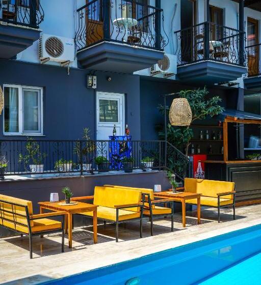 فندق Four Seasons Apart