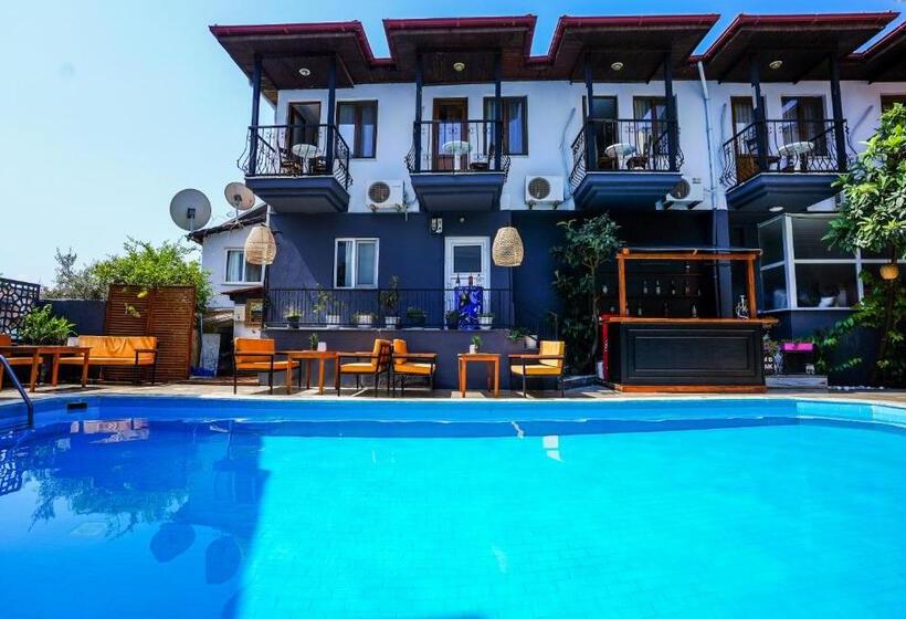 فندق Four Seasons Apart