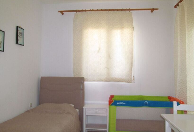 ホテル Irini Studios