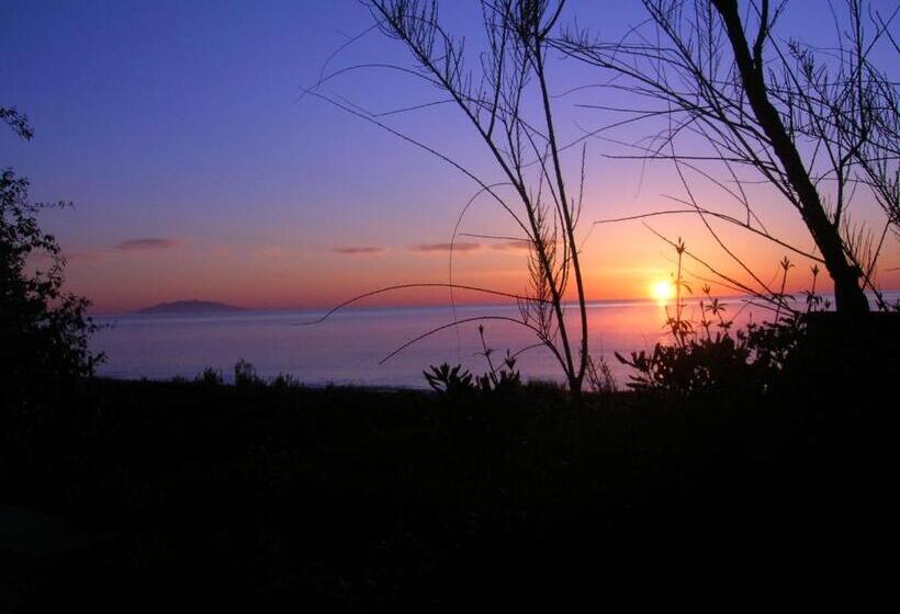 בית מלון כפרי Levolle Marine