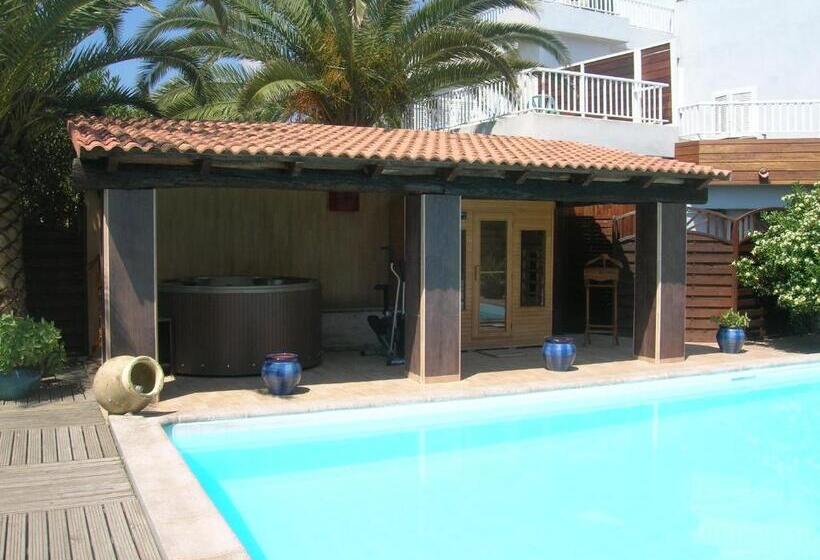 בית מלון כפרי Levolle Marine