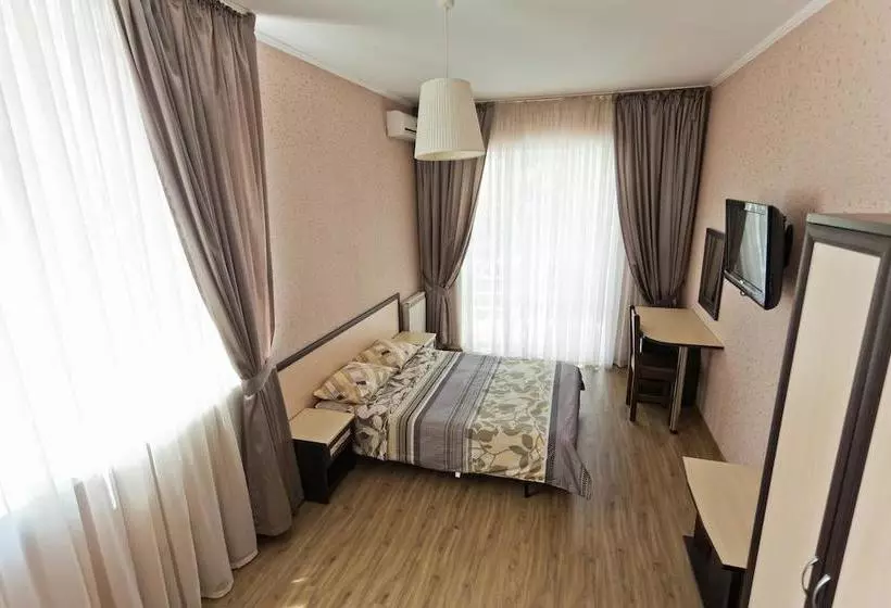 هتل Lotos