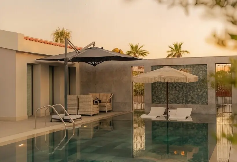 Hotelli Merit Cyprus Garden Holiday Village