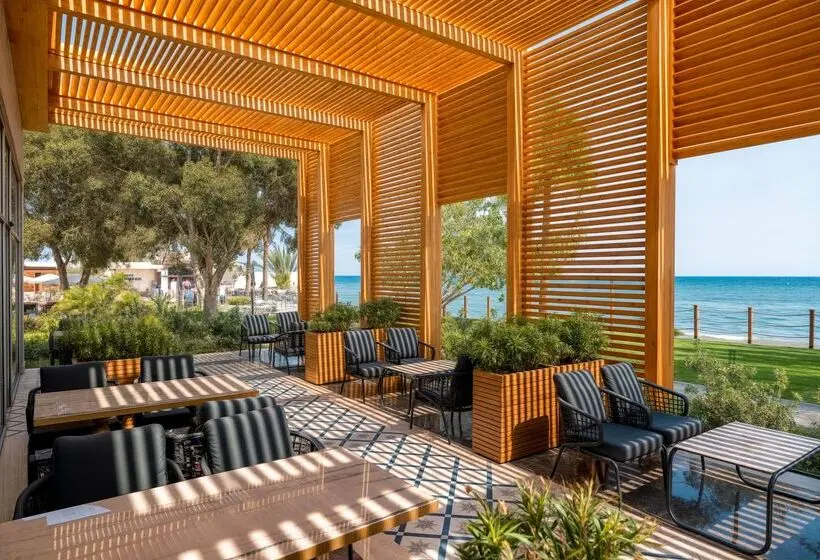 Hotelli Merit Cyprus Garden Holiday Village