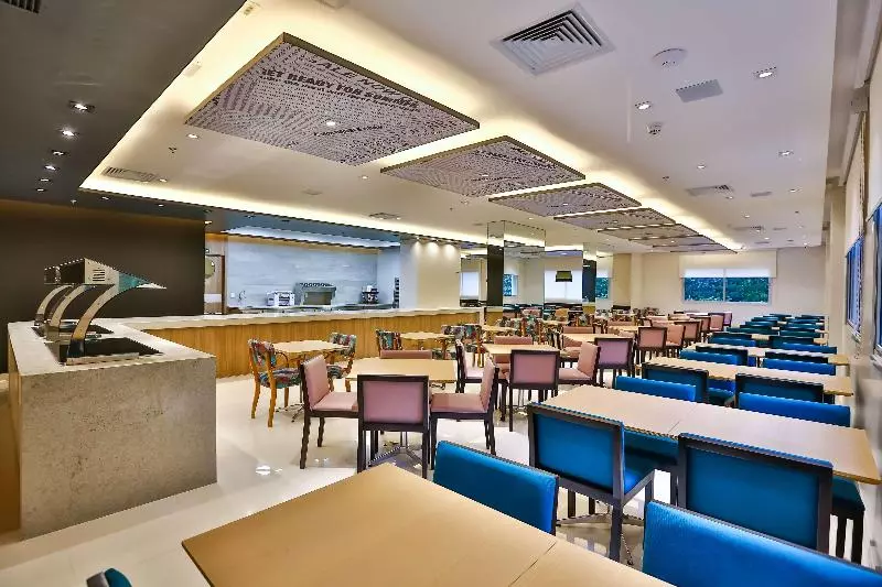 ホテル Park Inn By Radisson Santos