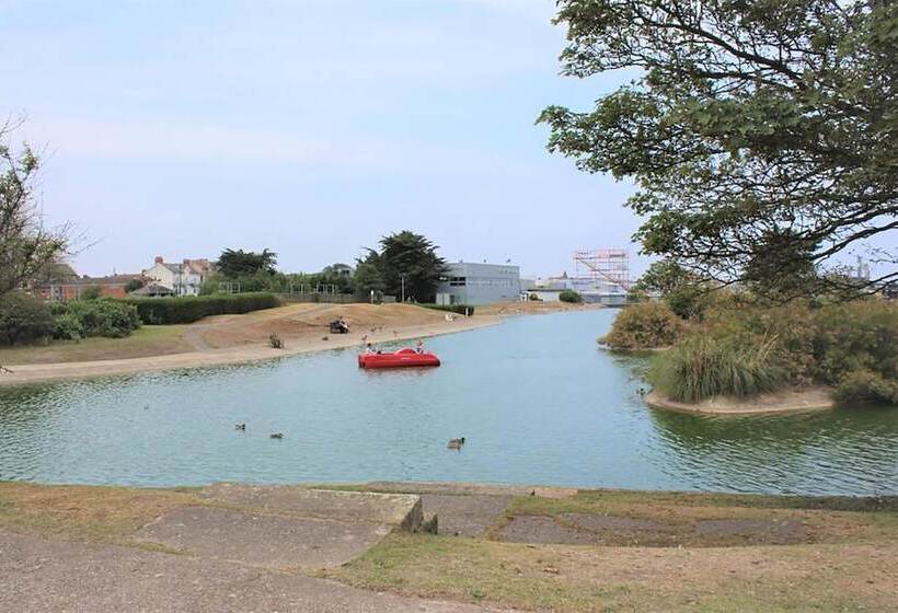 Отель The Grand