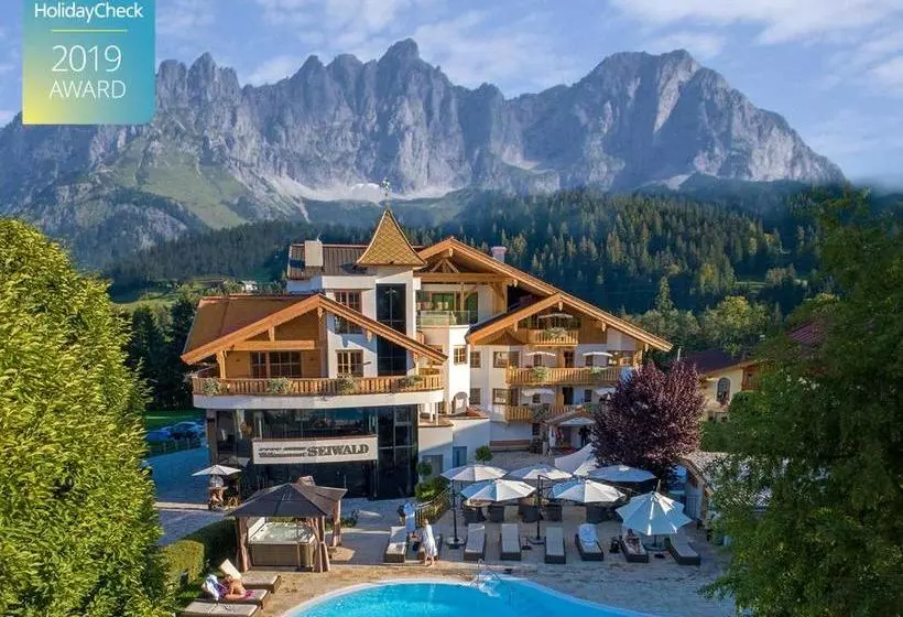هتل Wellnessresort Seiwald  Superior