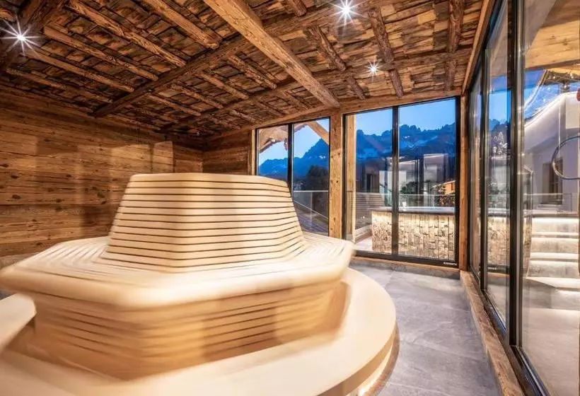 هتل Wellnessresort Seiwald  Superior