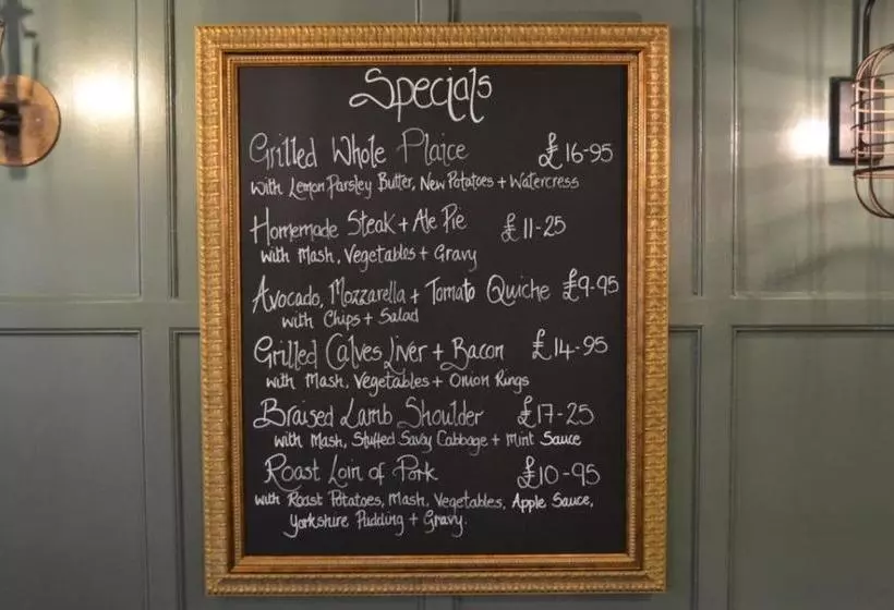 هتل Salisbury Arms