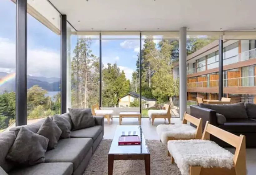 ホテル Alto Traful