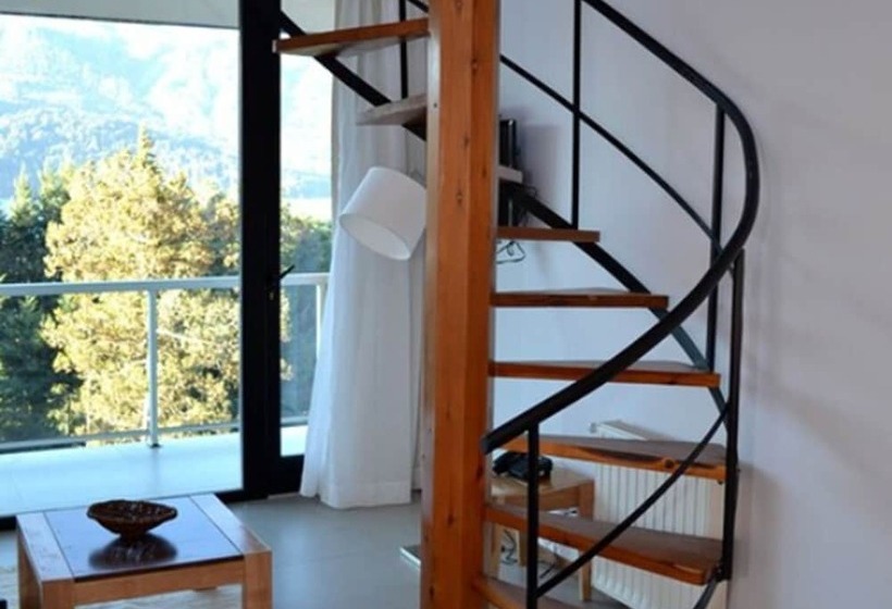 בית מלון כפרי Alto Traful