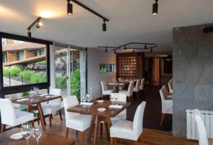 ホテル Alto Traful