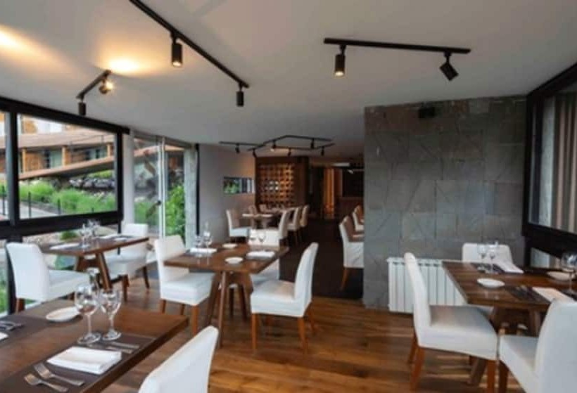 בית מלון כפרי Alto Traful